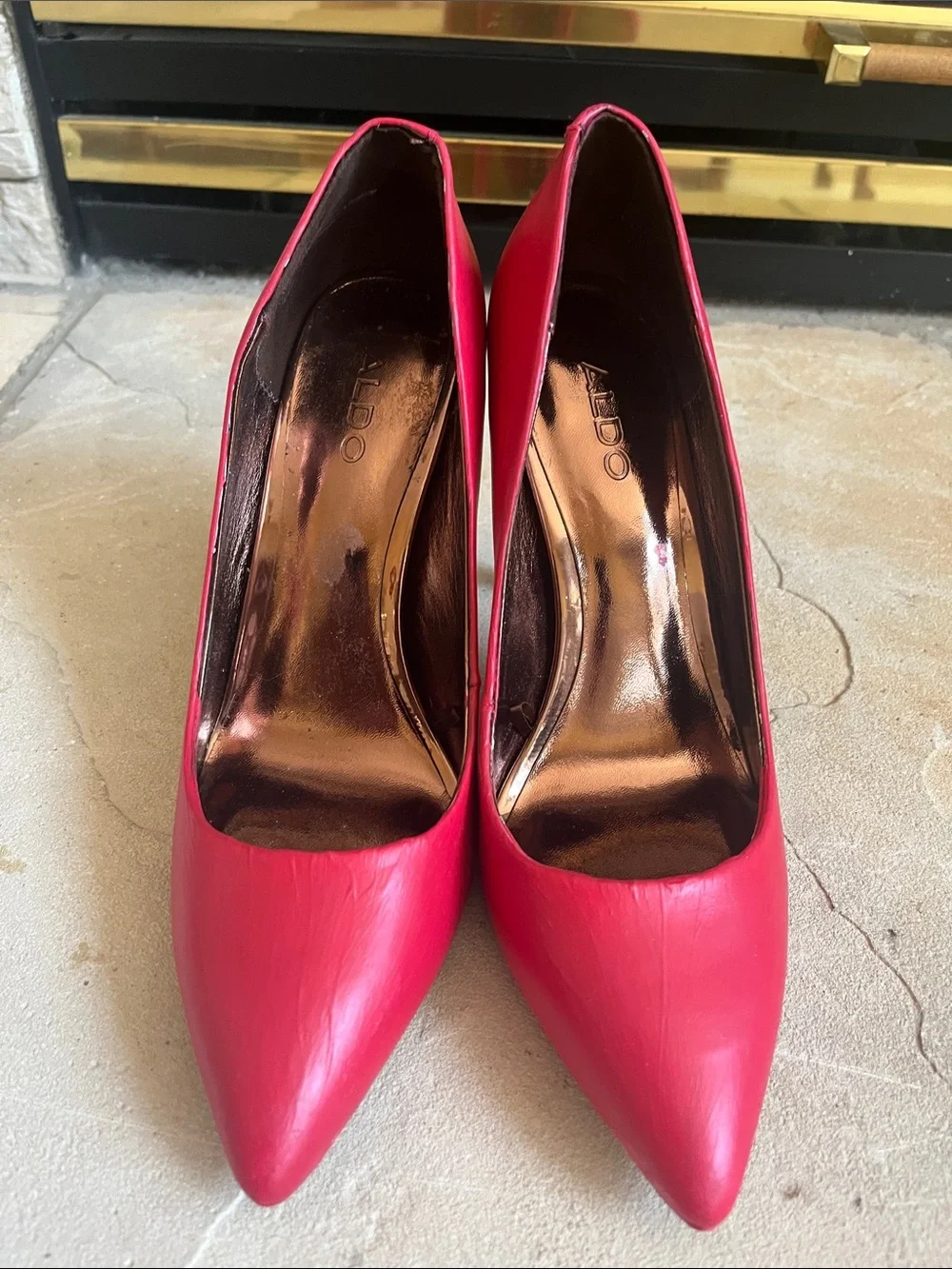 Aldo sleek pointed